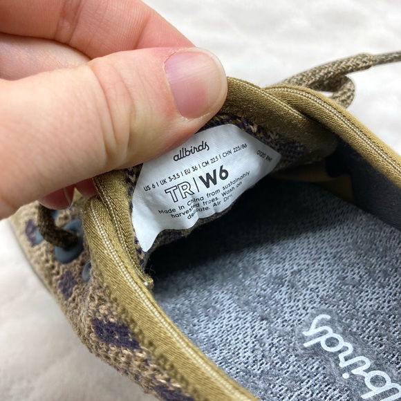 Allbirds Limited Edition The Met 150 Tree Runner Shoes - Picture 8 of 15